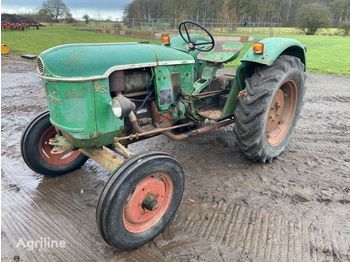 جرار صغير DEUTZ-FAHR D30: صور 1