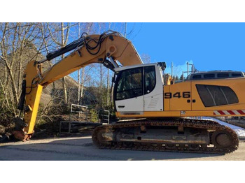حفارة LIEBHERR R 946