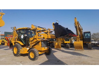 حفار متعدد الاستخدام CATERPILLAR 420F2