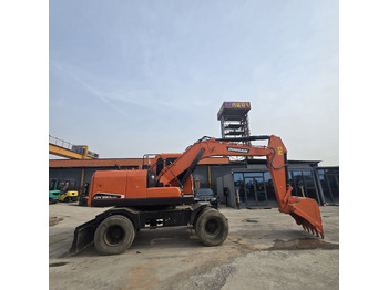 حفارة على عجلات DOOSAN DX150W: صور 4