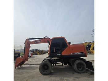 حفارة على عجلات DOOSAN DX150W: صور 2