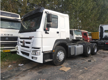 شاحنة جرار SINOTRUK HOWO