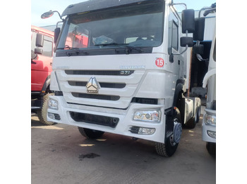 شاحنة جرار SINOTRUK HOWO