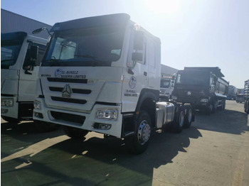 شاحنة جرار SINOTRUK HOWO