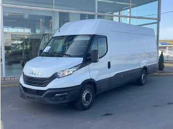 فان IVECO Daily 35s14