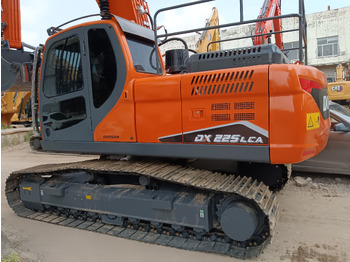 حفارات زحافة DOOSAN DX225LC-9C