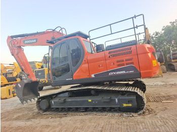 حفارات زحافة DOOSAN DX225LC-9C