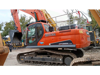 حفارات زحافة DOOSAN DX225LCA