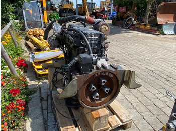 المحرك NEW HOLLAND