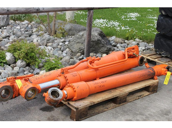 الاسطوانة الهيدروليكية - آلات البناء Hitachi ZX190W: صور 2