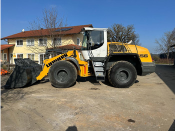 اللودر بعجل LIEBHERR L 556