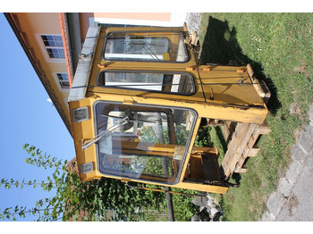 الكبائن LIEBHERR