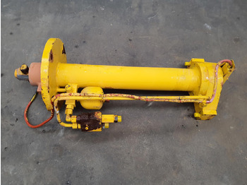 الاسطوانة الهيدروليكية LIEBHERR