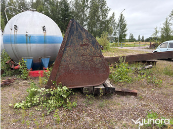 بكت شيول Skopa - Volvo BM: صور 3 بكت شيول Skopa - Volvo BM: صور 3