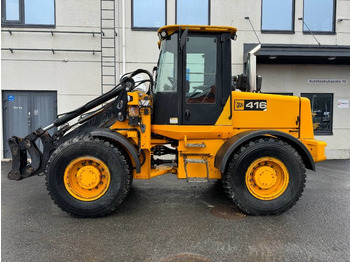 اللودر بعجل JCB