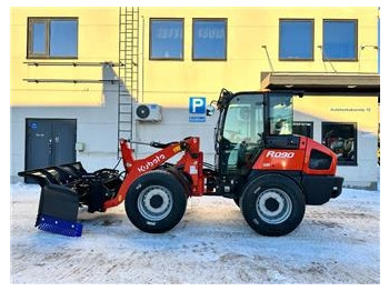 اللودر بعجل KUBOTA R090