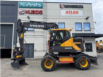 حفارة على عجلات VOLVO EWR150E