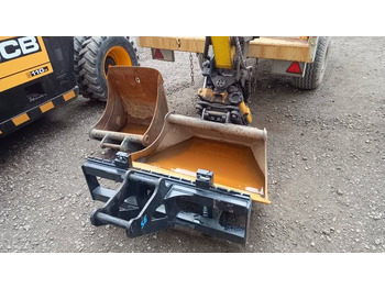 حفارة على عجلات Wacker Neuson 6503 PIHTIENGCON, 2-KAUHAA, PIIKIT: صور 5