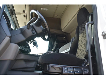 شاحنة جرار Scania R520 V8 NGS 4x2 - RETARDER - 523 TKM - PARK. AIRCO - ACC - NAVI - 2 x FUEL TANKS - LED LIGHTS -: صور 4