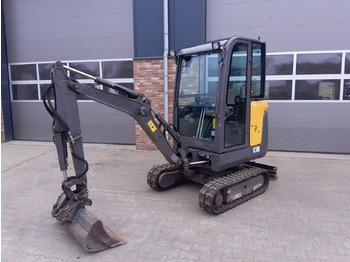 حفارة مصغرة VOLVO EC18D