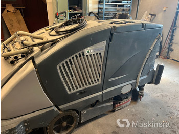 سياره كنس شوارع Sopskurmaskin Nilfisk Hybrid CS7010 1200D: صور 3