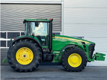 جرار John Deere 8330 AutoPower: صور 4