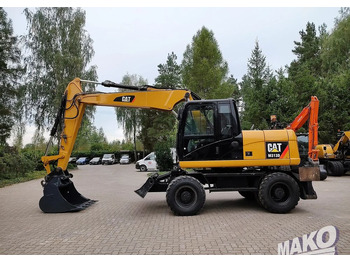 حفارة على عجلات CATERPILLAR M313D