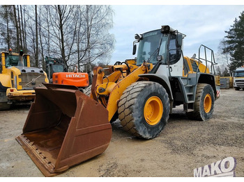 اللودر بعجل LIEBHERR L 550
