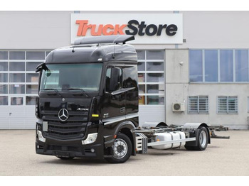 شاحنات الحاويات/ جسم علوي قابل للتغيير شاحنة MERCEDES-BENZ Actros 1842