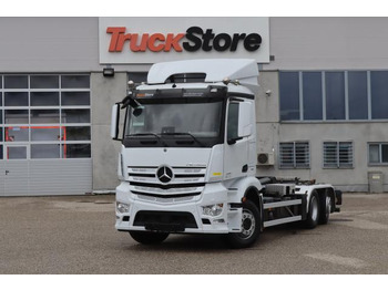 شاحنة ذات الخطاف MERCEDES-BENZ Antos