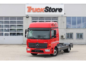 الشاسيه شاحنة MERCEDES-BENZ Atego 1223
