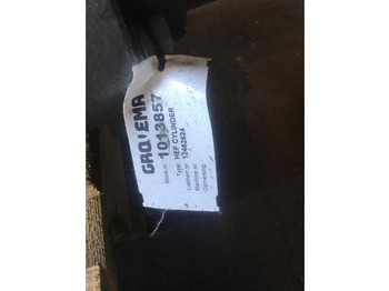 الاسطوانة الهيدروليكية LIEBHERR