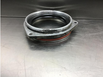 المحرك و قطع الغيار LIEBHERR