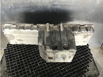 علبة المرافق LIEBHERR