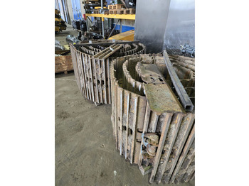 مسارات للحفارات LIEBHERR