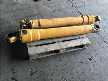 الاسطوانة الهيدروليكية LIEBHERR