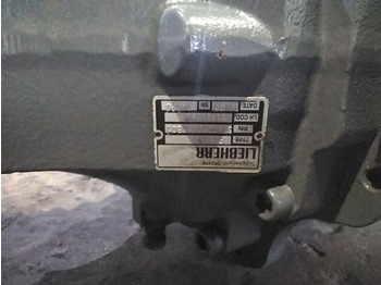 المحور و قطع الغيار LIEBHERR