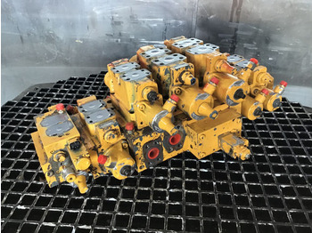 عمود الحدبات LIEBHERR