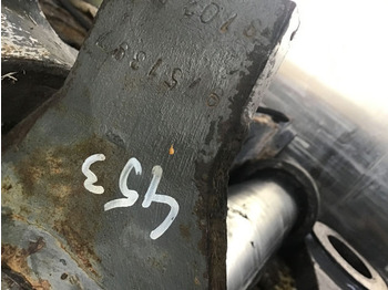 قطع الغيار LIEBHERR
