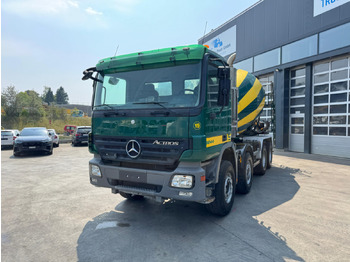 شاحنة خلاطة خرسانة LIEBHERR