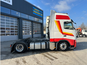 شاحنة جرار VOLVO FH-420 4x2 Lowdeck: صور 5