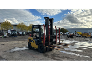 رافعة شوكية تعمل بالغاز CATERPILLAR GP