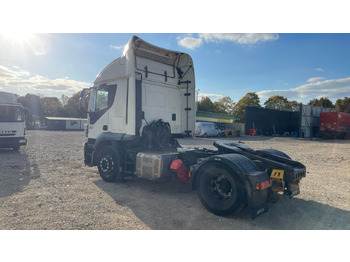 شاحنة جرار Iveco Stralis 460: صور 3