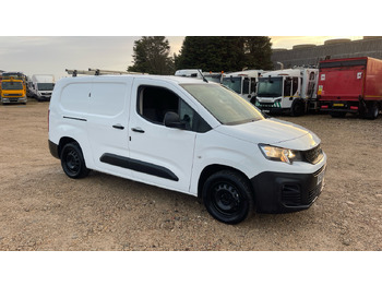 فان المدمجة PEUGEOT Partner