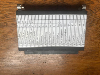 قطع الغيار Mercedes VDO Elektronik FR Steuergerät A0014461002: صور 4 قطع الغيار Mercedes VDO Elektronik FR Steuergerät A0014461002: صور 4