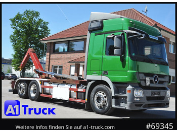 شاحنة ذات الخطاف MERCEDES-BENZ Actros 2544
