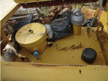 خزان هيدروليكي - آلات البناء Caterpillar 735 Serbatotio olio idraulico, completo di porta batterie, quadro elettrico.: صور 4