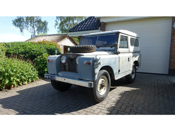 سيارة LAND ROVER