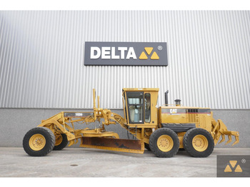 آلة تسوية الأرض CATERPILLAR 140H