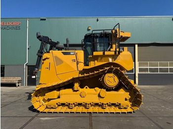 بلدوزر CATERPILLAR D8T
